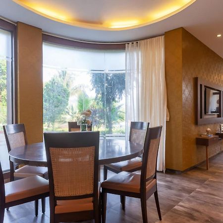קארג'אט Stayvista'S Firefly Mountain Retreat - Villa With Private Pool, Gazebo & Terrace מראה חיצוני תמונה