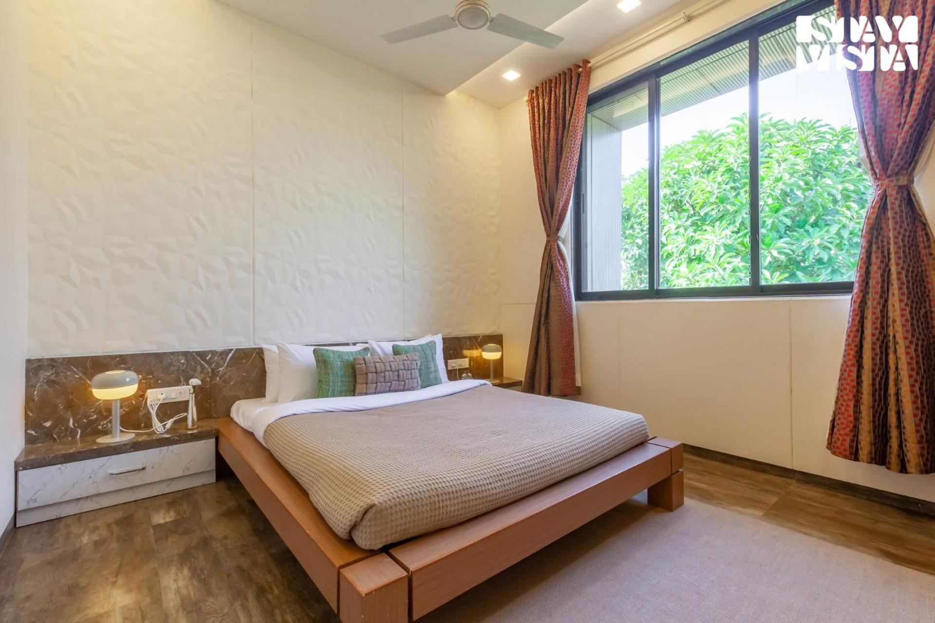 קארג'אט Stayvista'S Firefly Mountain Retreat - Villa With Private Pool, Gazebo & Terrace מראה חיצוני תמונה