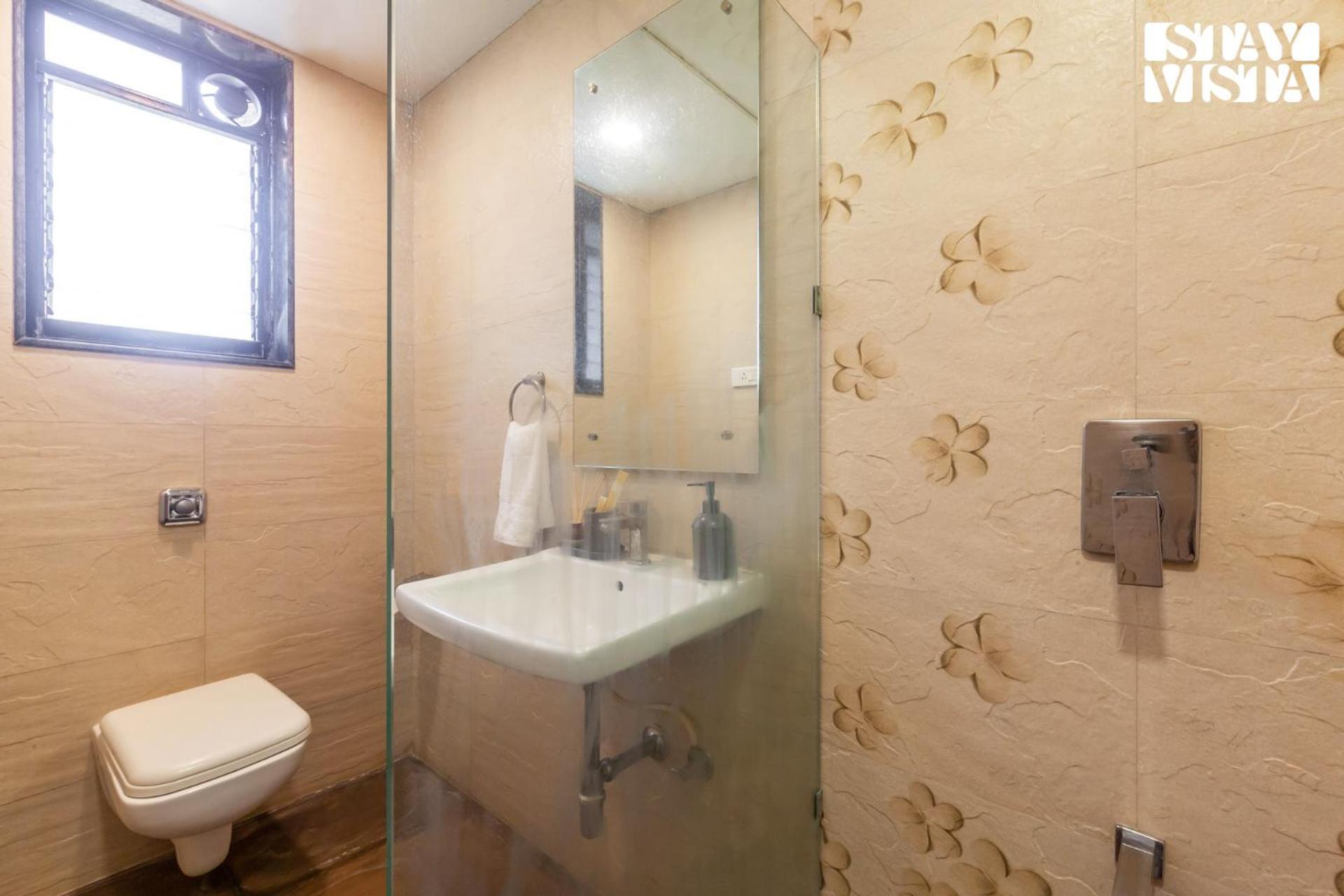 קארג'אט Stayvista'S Firefly Mountain Retreat - Villa With Private Pool, Gazebo & Terrace מראה חיצוני תמונה